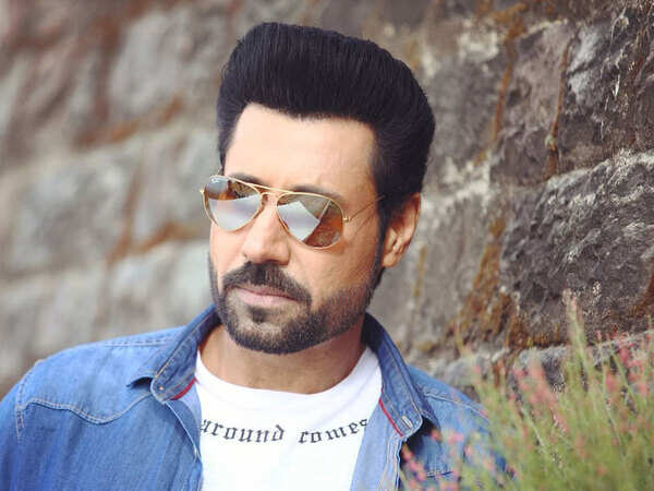 Binnu Dhillon