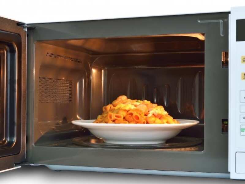 Microwave Mistakes You Got To Stop Making Right Now!
