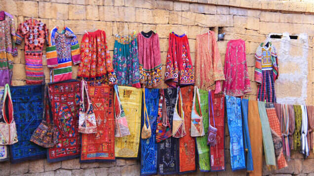 Indian markets that are treasure troves of authentic handicrafts