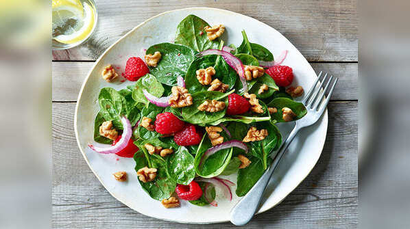 Walnut Raspberry Salad