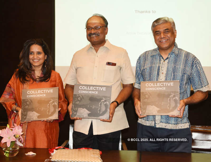 Art connoisseurs attend Deepa Nath's art exhibition