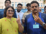 Sanjay Nirupam votes