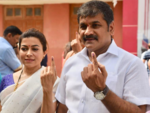 Sachin Ahir and wife Sangeeta after voting