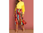 Graphic Print Pleated Skirt