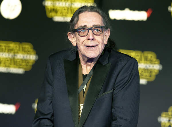 Peter Mayhew Stills