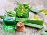 Aloe vera and cucumber face pack
