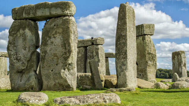 Missing piece of Stonehenge returns after 60 years