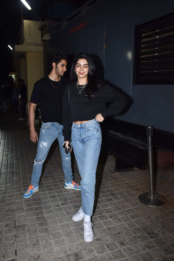 Ansh Duggal Photos