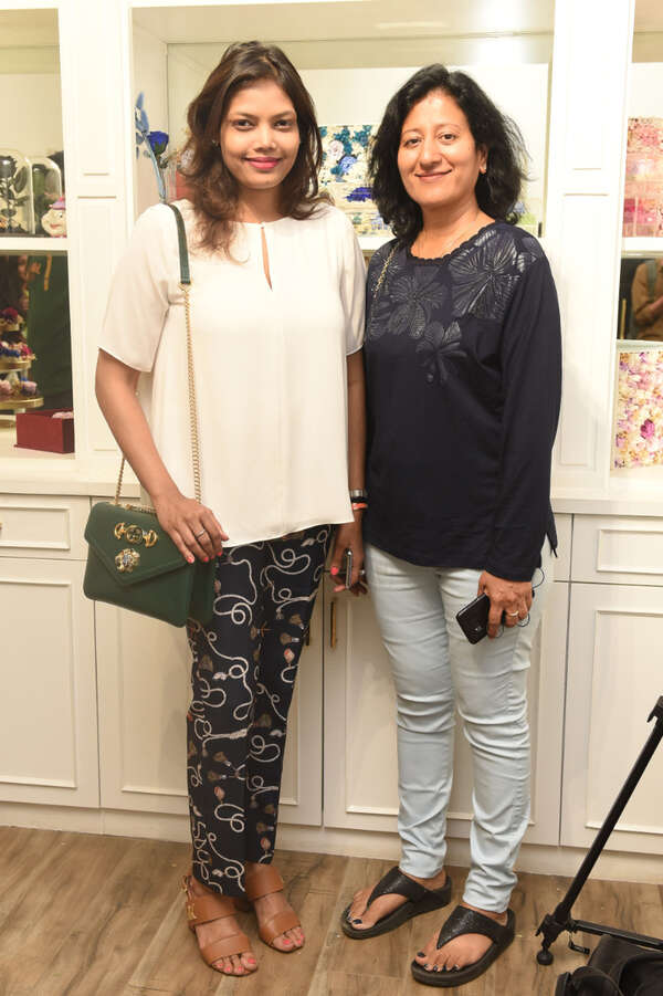 Mourya Images