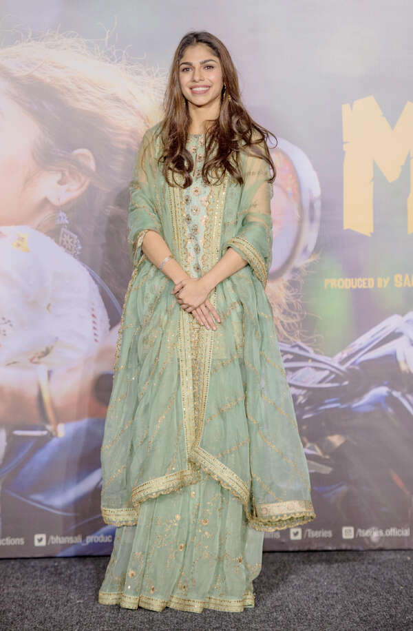 Sharmin Segal