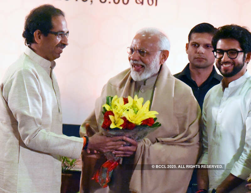 Amit Shah hosts dinner for NDA allies