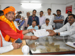 Ravi Kishan secures Gorakhpur with massive margin