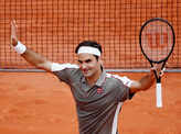 ​Roger Federer wins first round of French Open 2019​