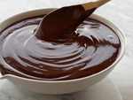 Chocolate and honey face mask