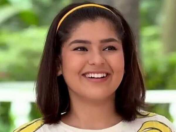 Nidhi Bhanushali Photos