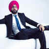 ​Decked in his crisp suit, Ammy Virk gives serious men’s fashion goals