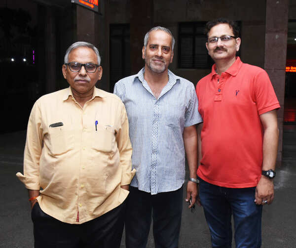 Vinod Mishra Images