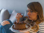 Eating comfort food in stress will add extra kilos