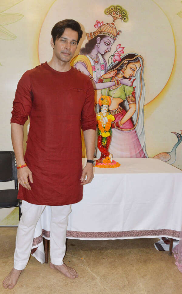 Rajniesh Duggall