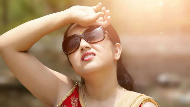 Delhi heat wave&ndash;red category warning issued as Delhi struggles with unbearable heat