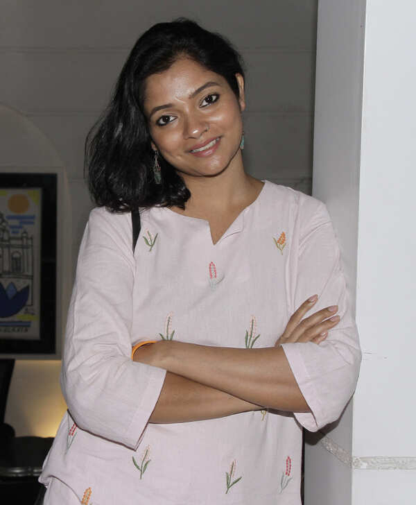 Daminee Benny Basu Images