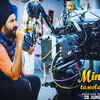 ​The plot is based on a contrast between a desi guy and a girl from the elite class of the society