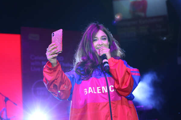 Monali Thakur