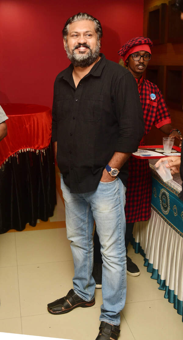 Boban Samuel Photos