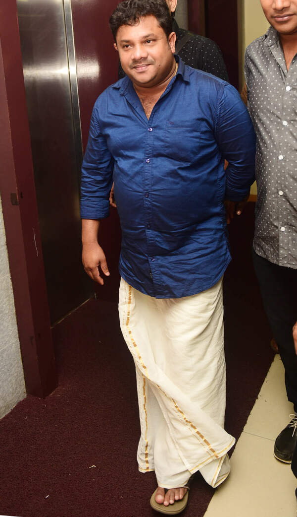 Hareesh Kanaran Images