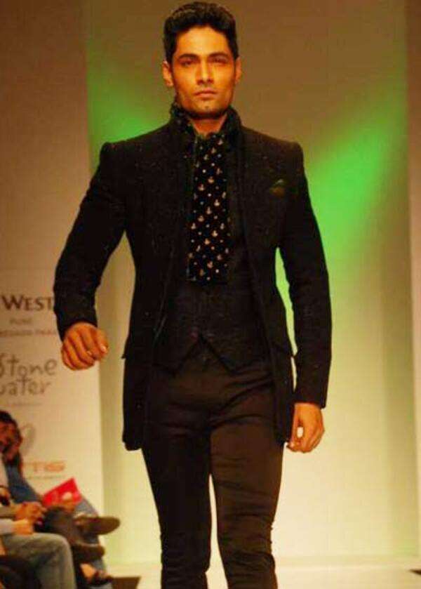 Deepak Shah Images