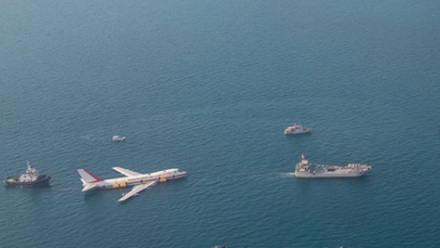 Bahrain sinks a Boeing plane to create the world&rsquo;s most extreme theme park