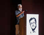 Delhi's theatre fraternity pays tribute to Girish Karnad