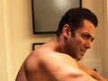 Salman Khan's new shirtless picture will leave you drooling