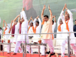 Nitin Gadkari celebrates Yoga Day in Nagpur