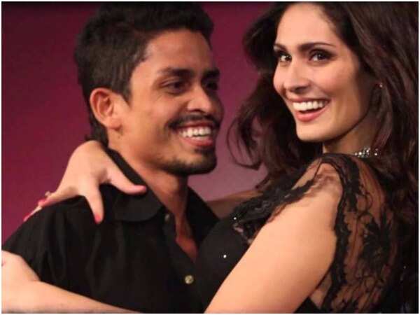 Bruna Abdullah Stills