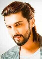 Manish Raisinghani Married