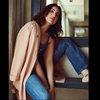 Sonakshi Sinha makes heads turn with her latest click