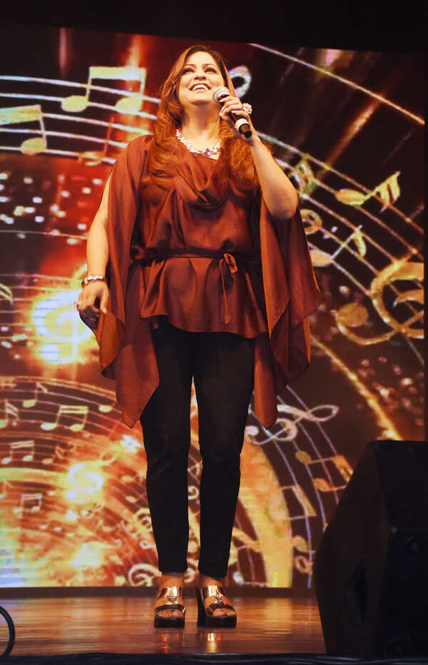 Richa Sharma Pictures