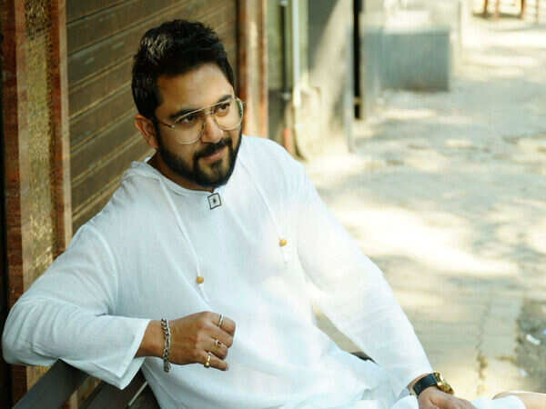 Soham Chakraborty Pictures