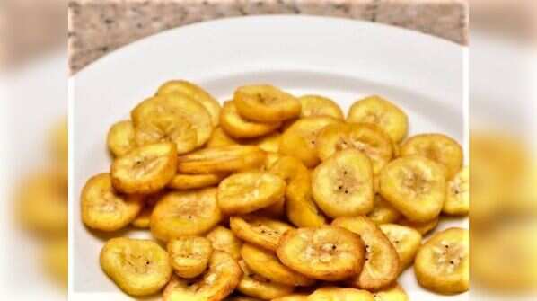 Fried banana chips