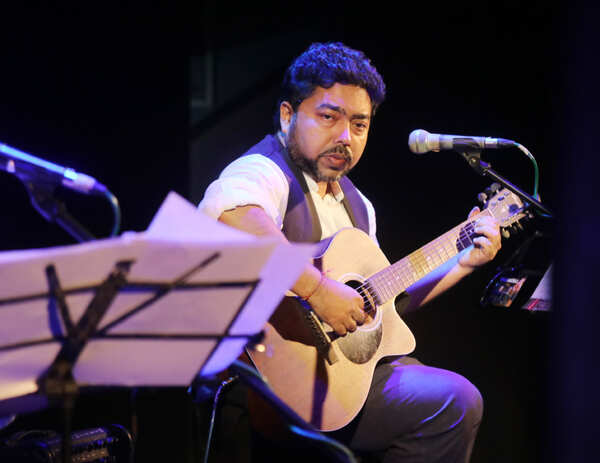 Neel Dutt Images