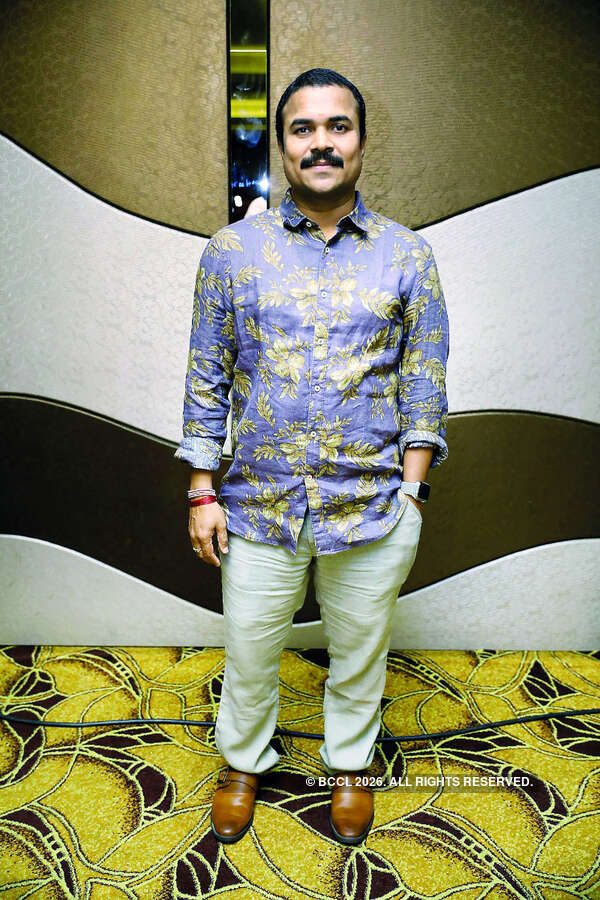 Vijay Kiran Photos