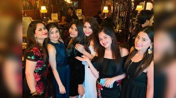 Bigg Boss 12's Khan sisters Somi and Saba party hard with Jannat Zubair Rehmani and others; see their happy pictures