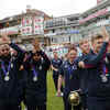 An applause for the fans