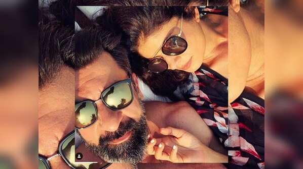 Nawab Shah and Pooja Batra's epic love story: These 10 pictures are proof
