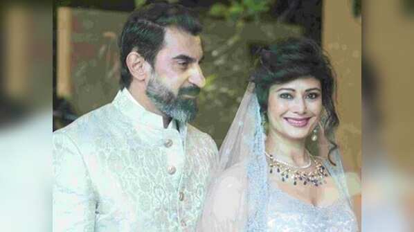 Nawab Shah and Pooja Batra's epic love story: These 10 pictures are proof