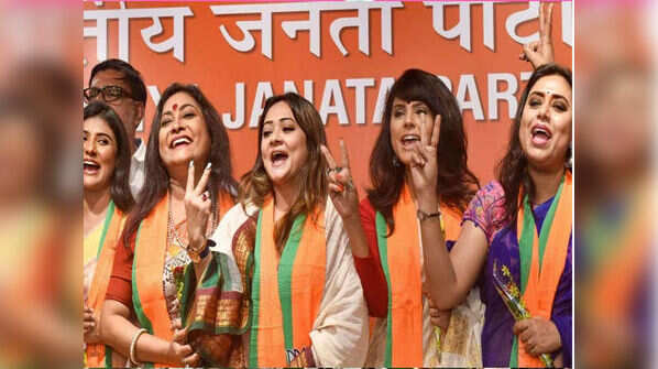Large group of Tolly Stars Join BJP