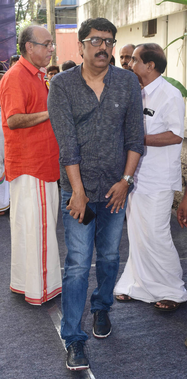 B. Unnikrishnan Wallpapers