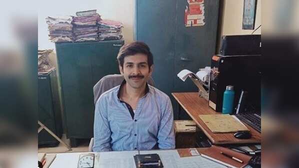 Kartik Aaryan's new look from 'Pati Patni Aur Woh'