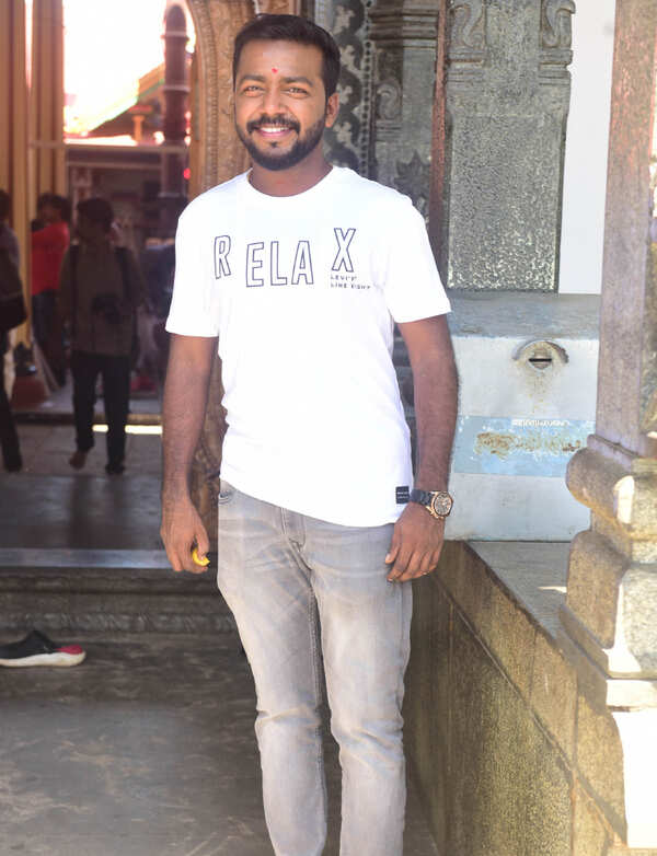 Vishnu Unnikrishnan Images